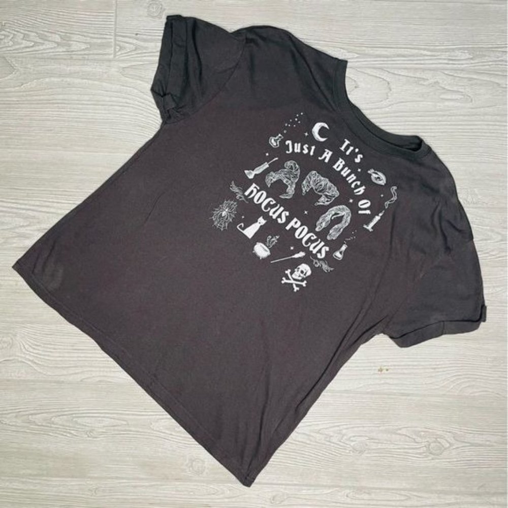 Disney hocus pocus “ it’s all a bunch of hocus pocus “ t shirt XL halloween cott